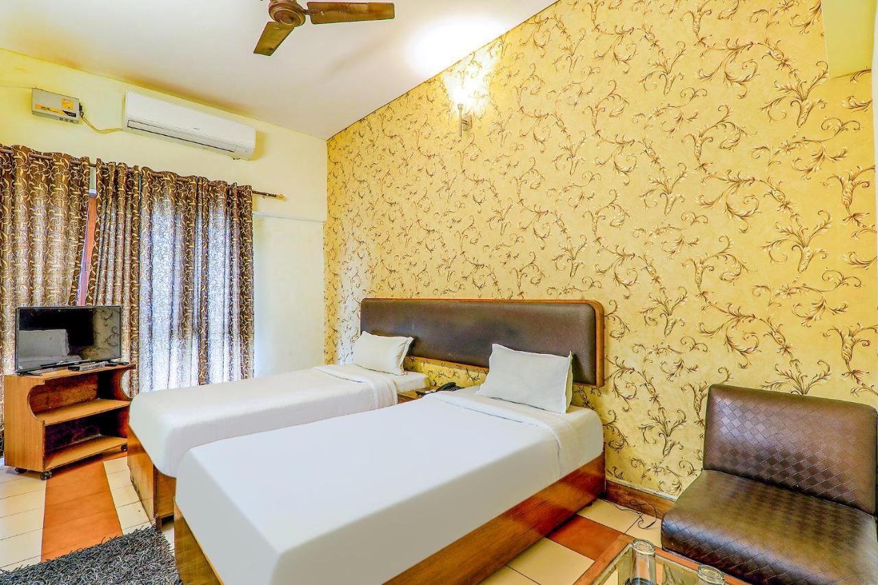 Hotel Executive Hasanganj Экстерьер фото