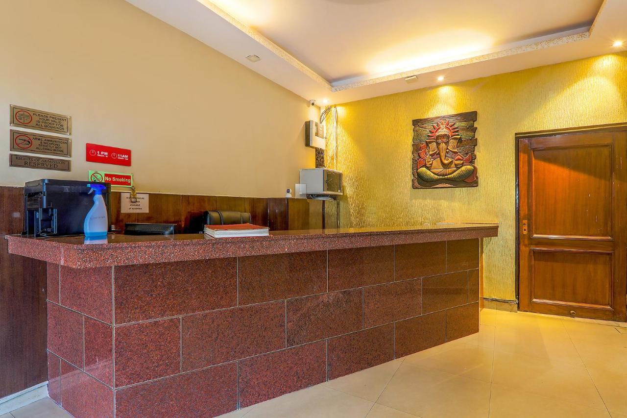 Hotel Executive Hasanganj Экстерьер фото