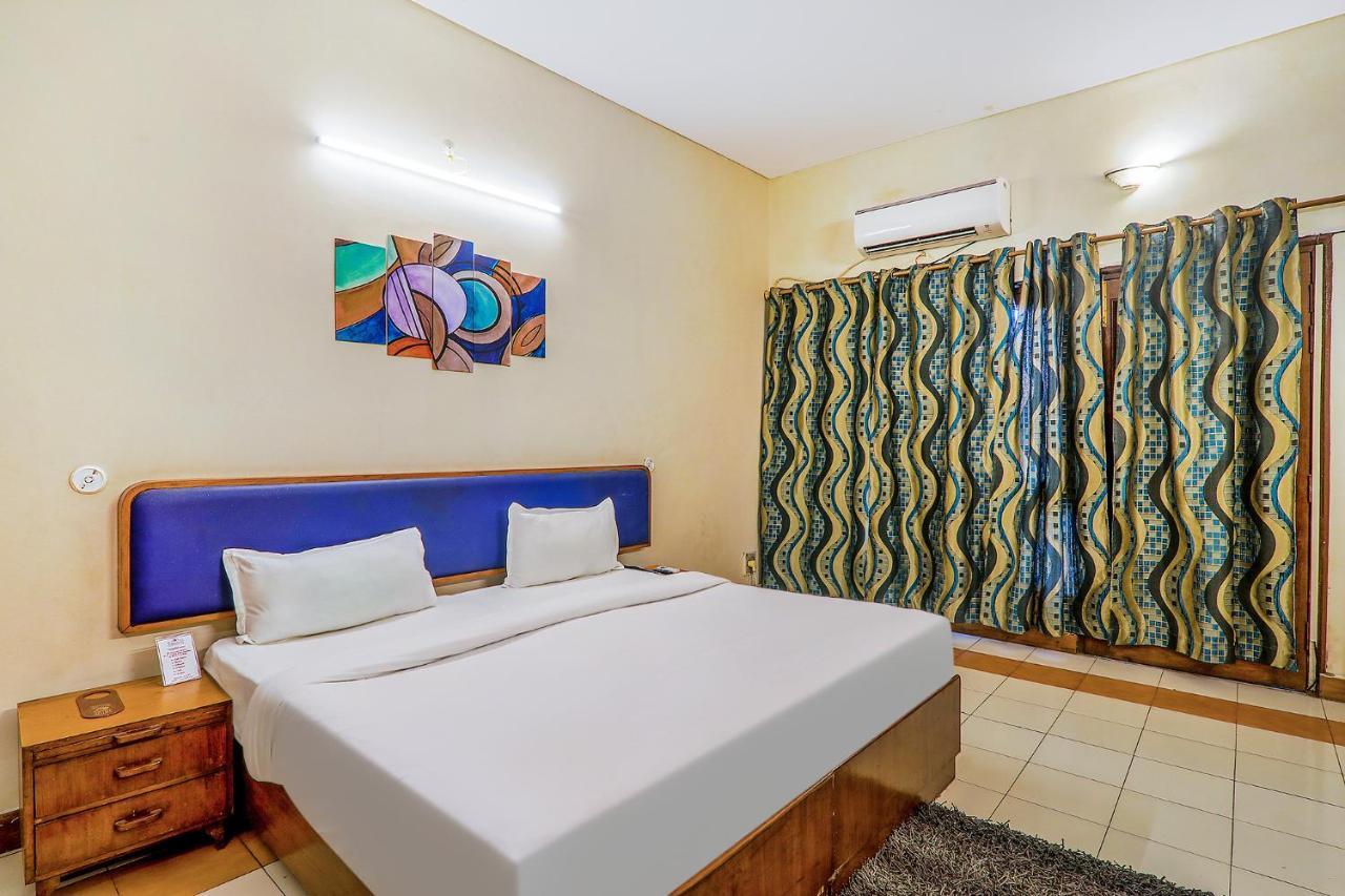 Hotel Executive Hasanganj Экстерьер фото